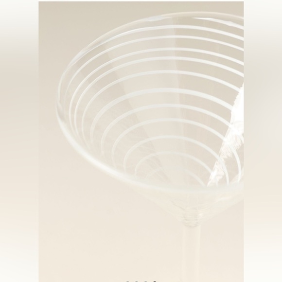 Anthropologie Arabesque Martini Glass | White | NIB - Picture 4 of 5